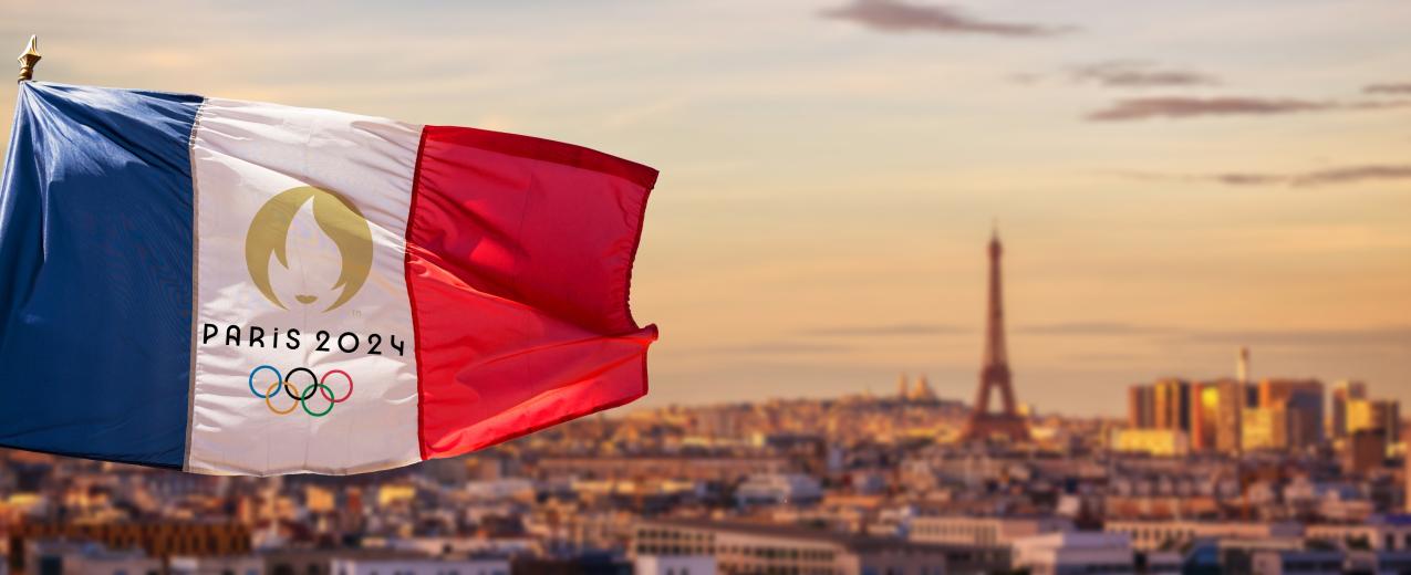 French flag with Paris 2024 summer olympic games logo © Delpixel | Shutterstock ID: 2448335561