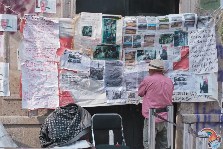 Posters calling for justice by relatives of victims of sexual abuse and femicide in Mexico on the wall of the National Human Rights Commission (CNDH) building. © Alfredo Hernandez Rios / Stock Photo ID: 1814876534